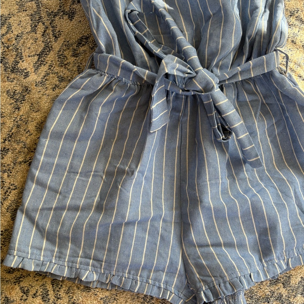 Romper 🩵 - Picture 4 of 4
